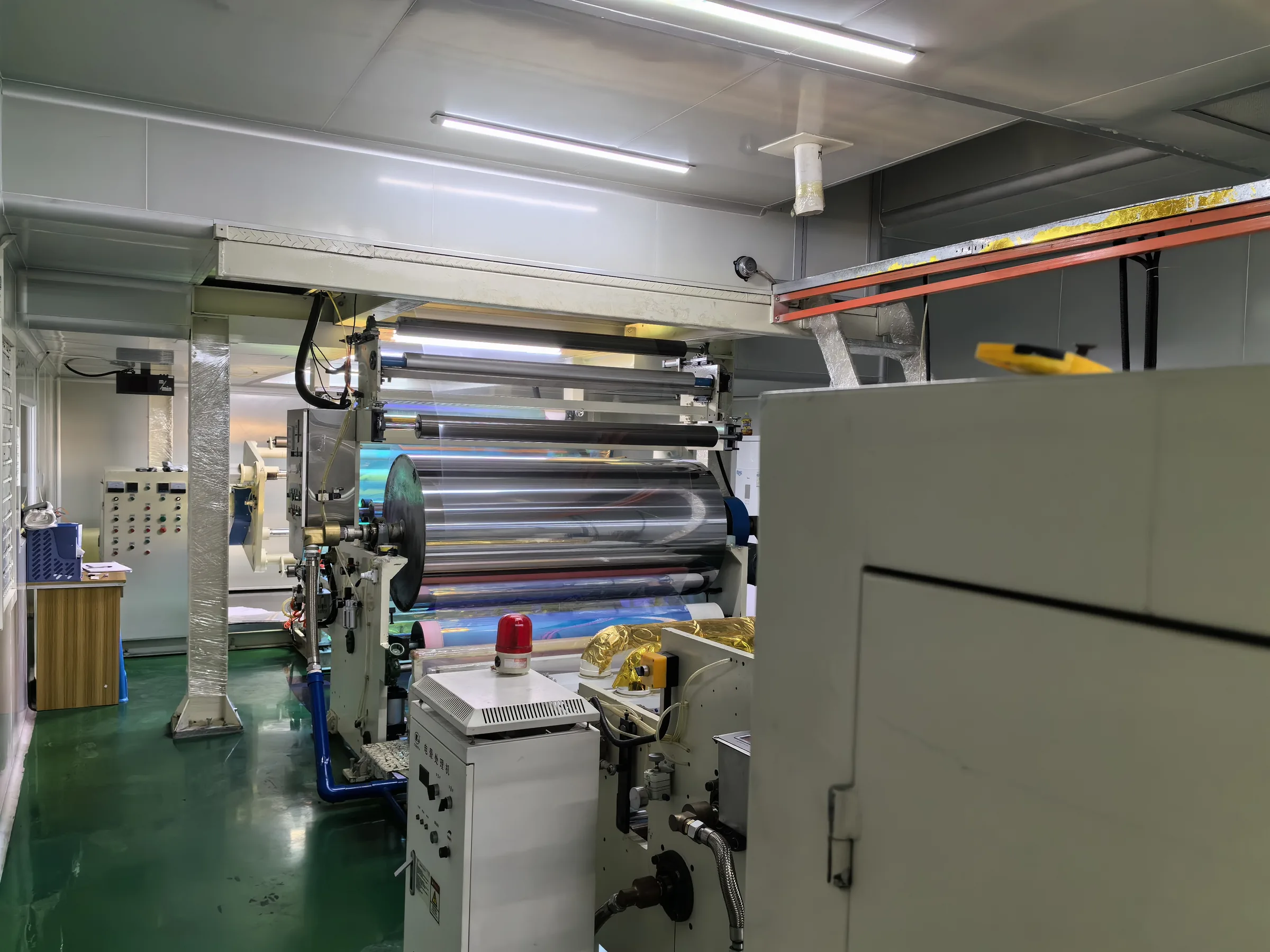 Packing workshop equipment