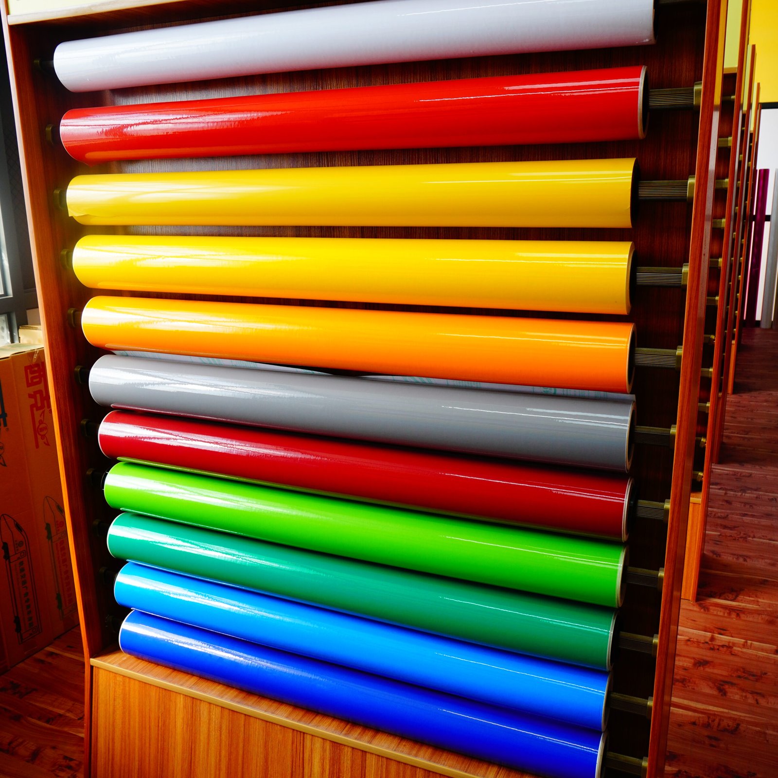 Paper-backed colored cut vinyl - Image 8